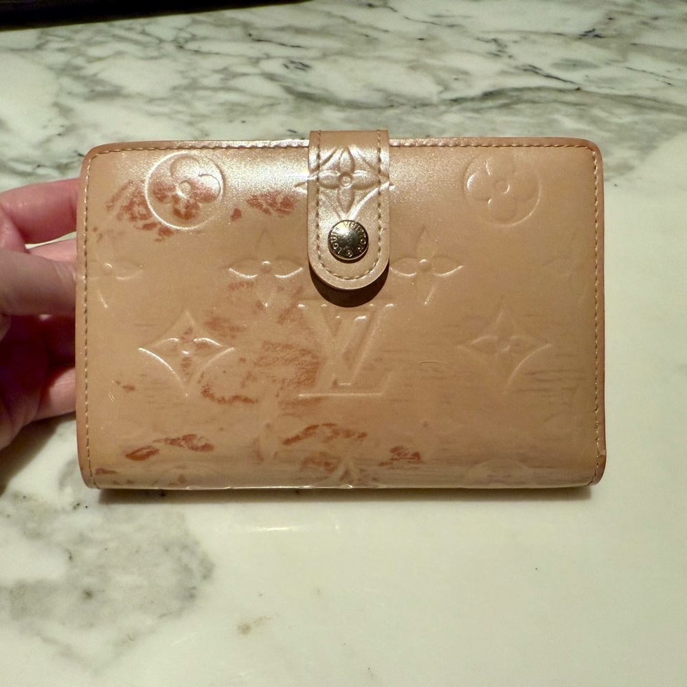 Vintage Louis Vuitton Vernis Monogram Portefeuille Viennois Wallet in Blush Pink